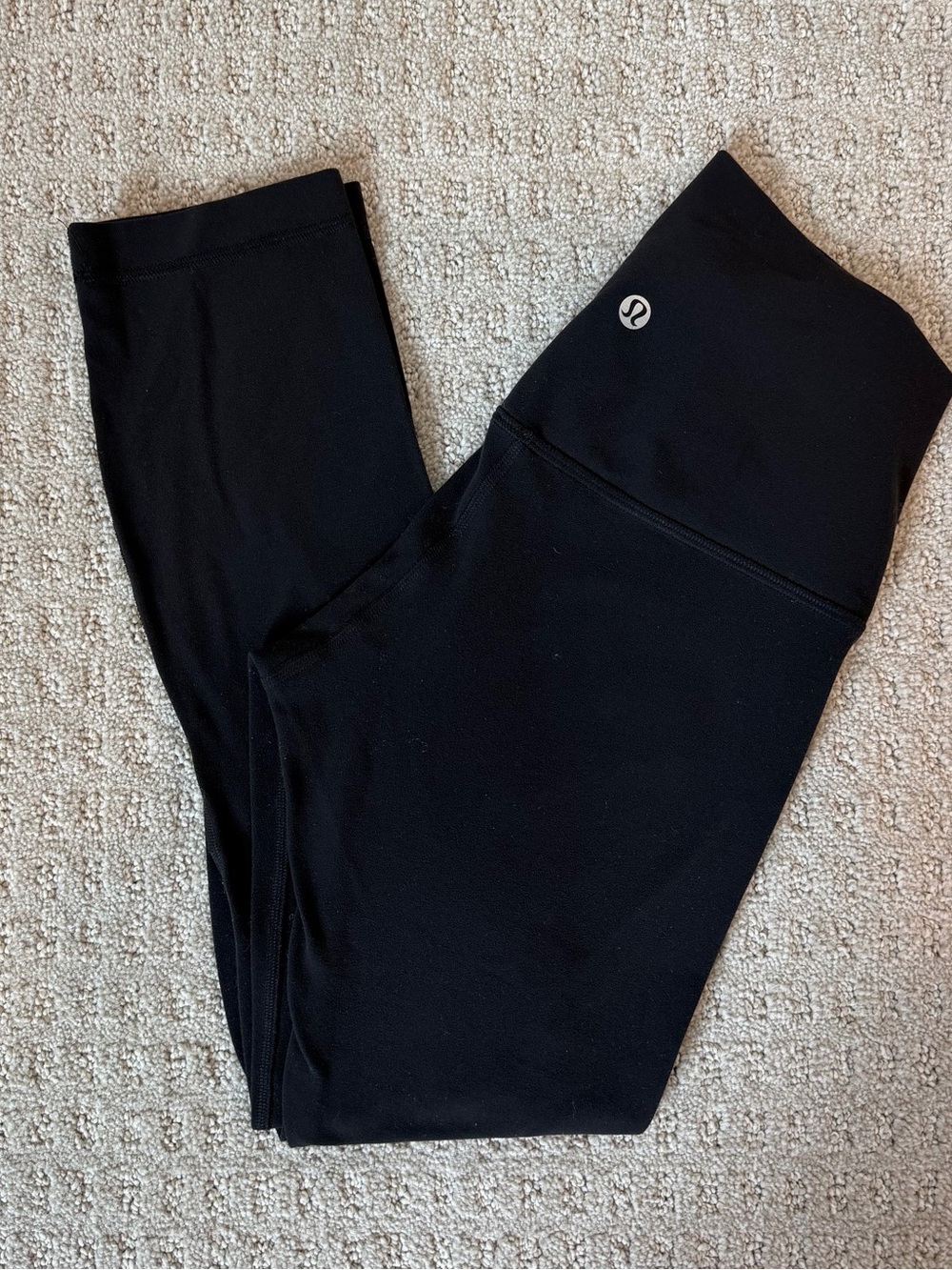 Lululemon cropped leggings size 4